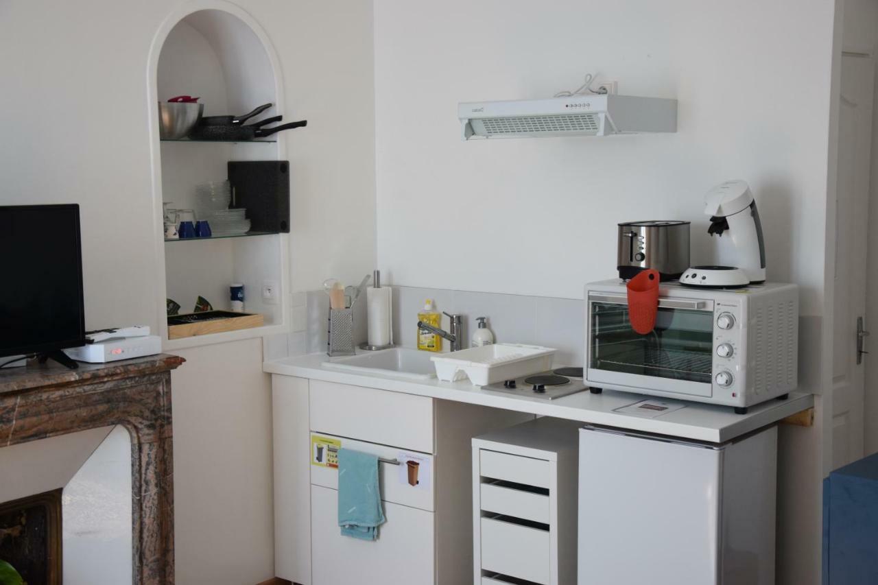 Joli Studio Plein Centre De Milly La Foret Екстериор снимка